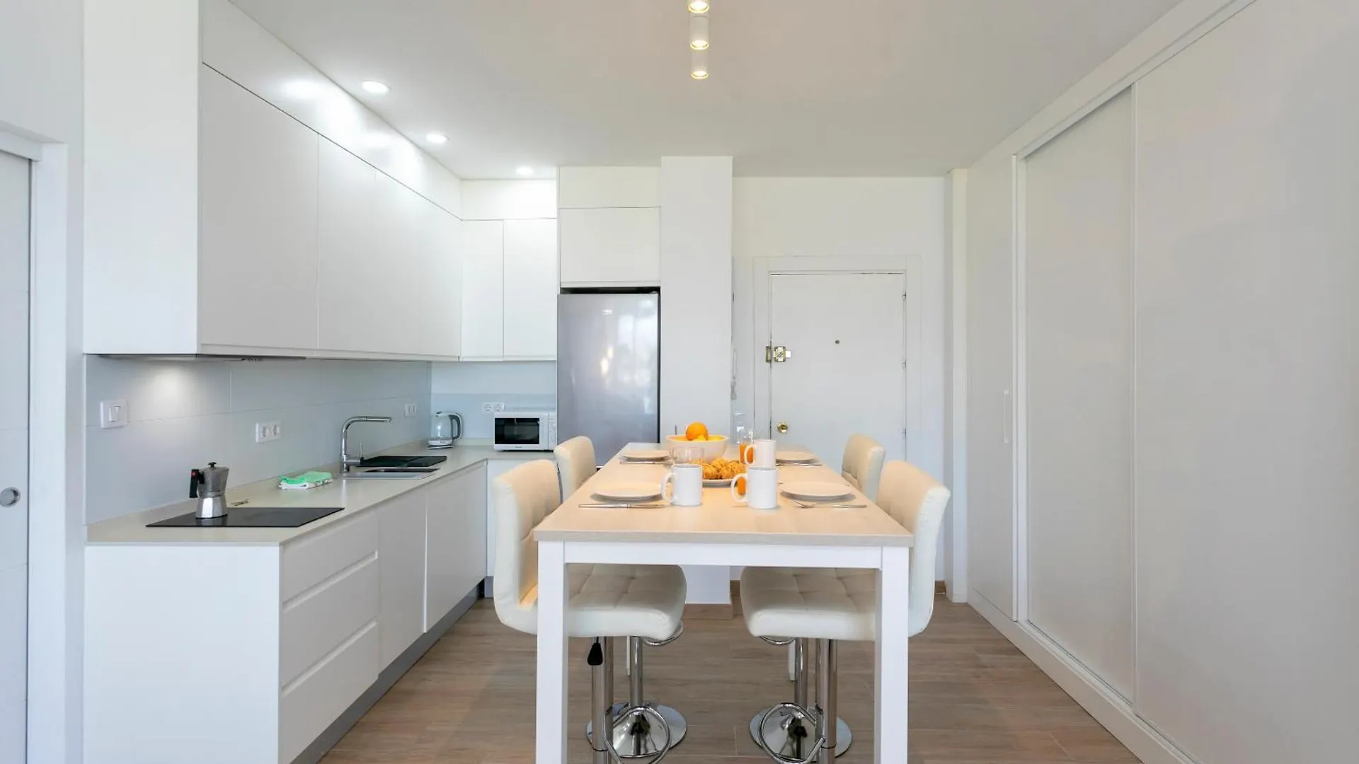 アパート Sunstay Guadalmar Loft Seaview マラガ